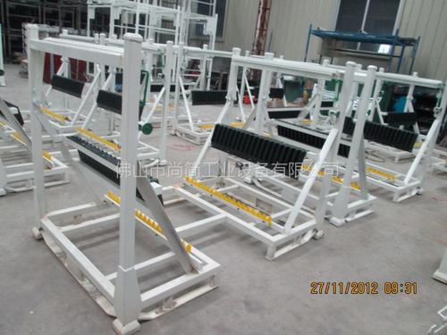 汽車配件周轉(zhuǎn)車